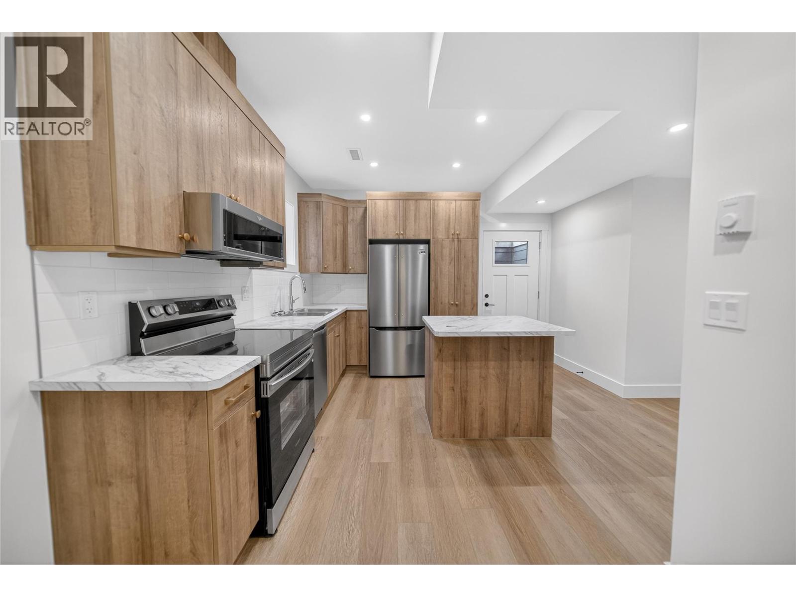 221 4th Avenue S, Cranbrook, British Columbia  V1C 2E2 - Photo 13 - 10381345