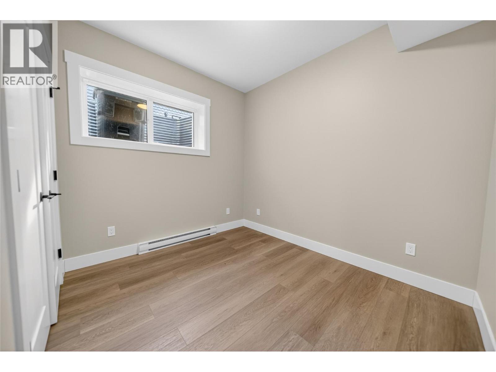 221 4th Avenue S, Cranbrook, British Columbia  V1C 2E2 - Photo 16 - 10381345