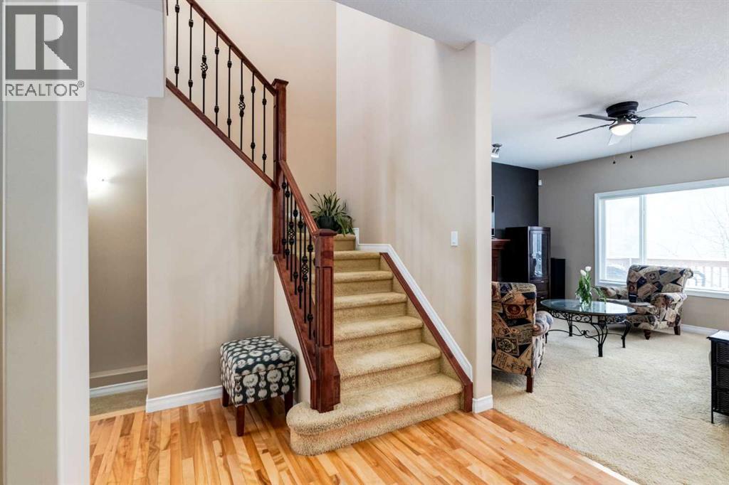 9023 Royal Oak Way Nw, Calgary, Alberta  T3G 0A4 - Photo 16 - A2299525