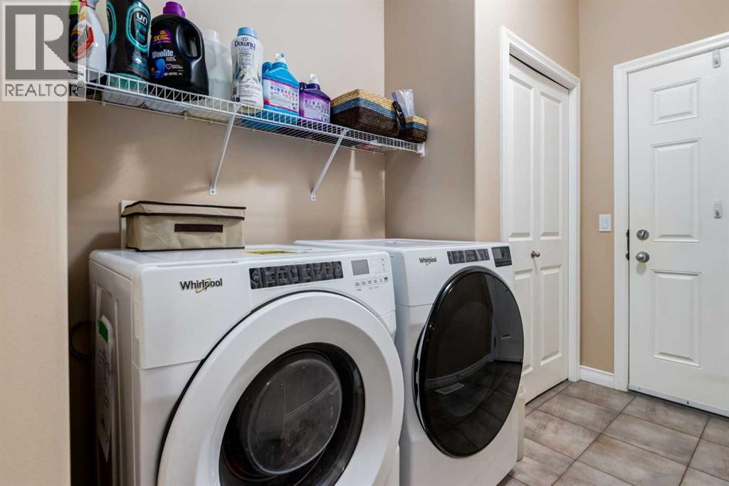 9023 Royal Oak Way Nw, Calgary, Alberta  T3G 0A4 - Photo 15 - A2299525