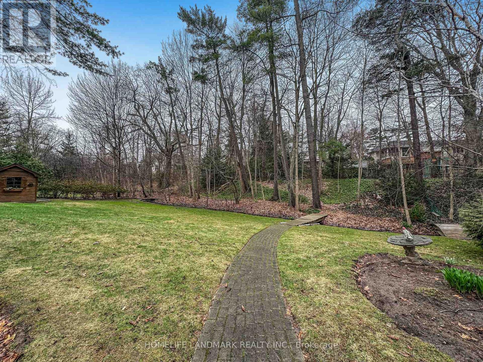 284 Woodland Drive, Oakville, Ontario  L6J 4W5 - Photo 16 - W12786588