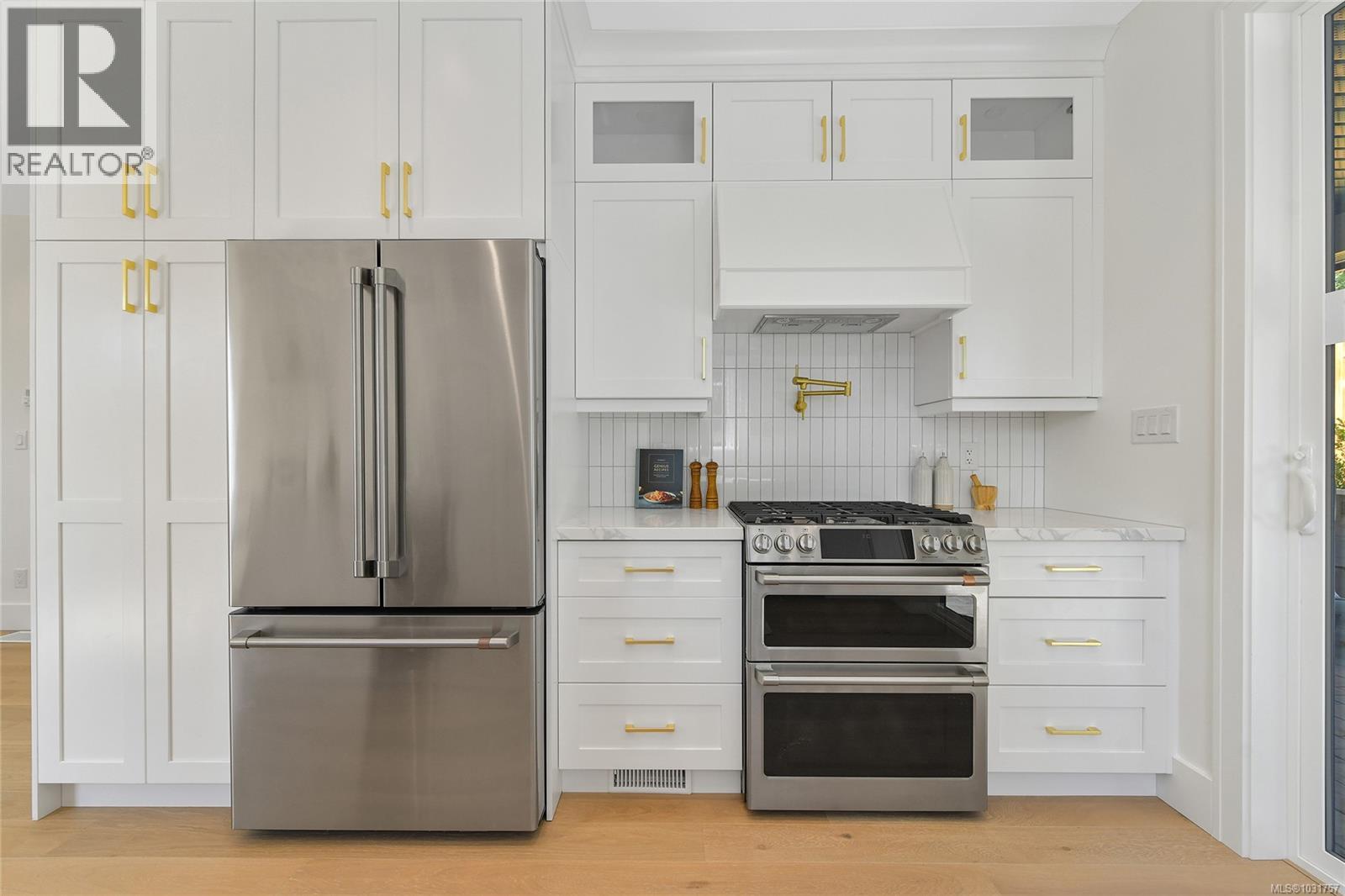 3 930 Falaise Cres, Saanich, British Columbia V8Y 1A3 - Photo 7 - 1031757