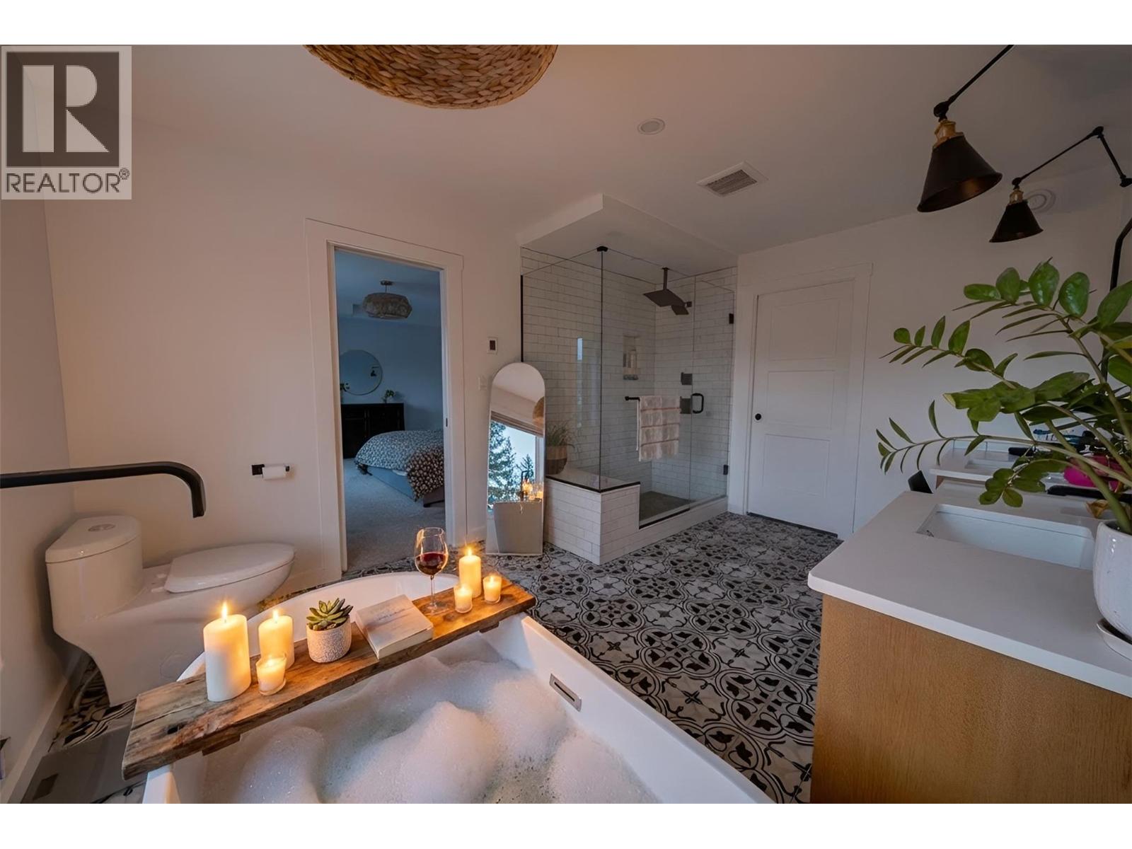 1623 1st Avenue S, Cranbrook, British Columbia  V1C 0E1 - Photo 18 - 10382548