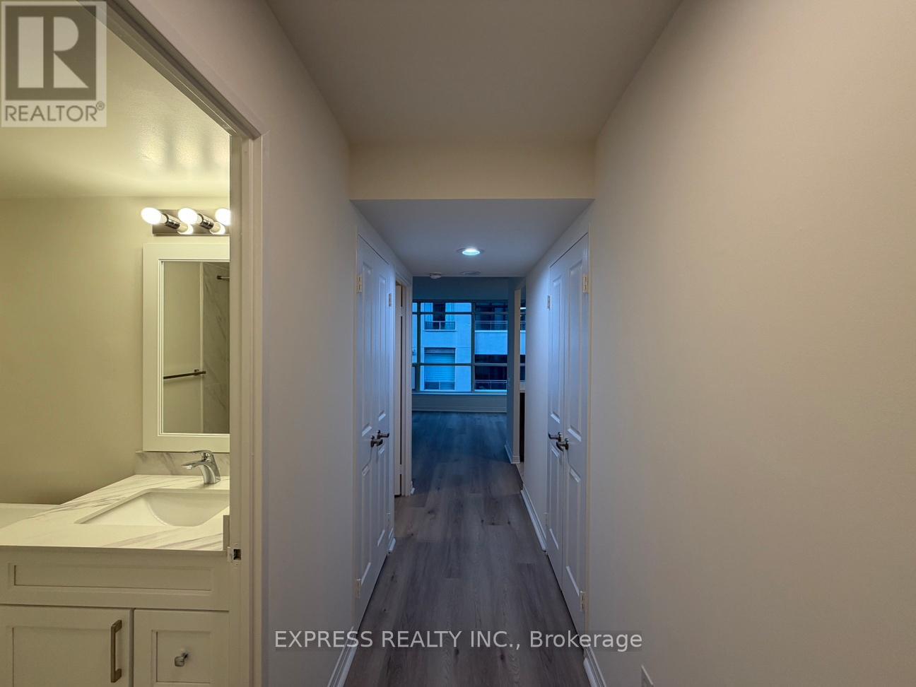 504 - 942 Yonge Street, Toronto, Ontario  M4W 3S8 - Photo 7 - C12986832