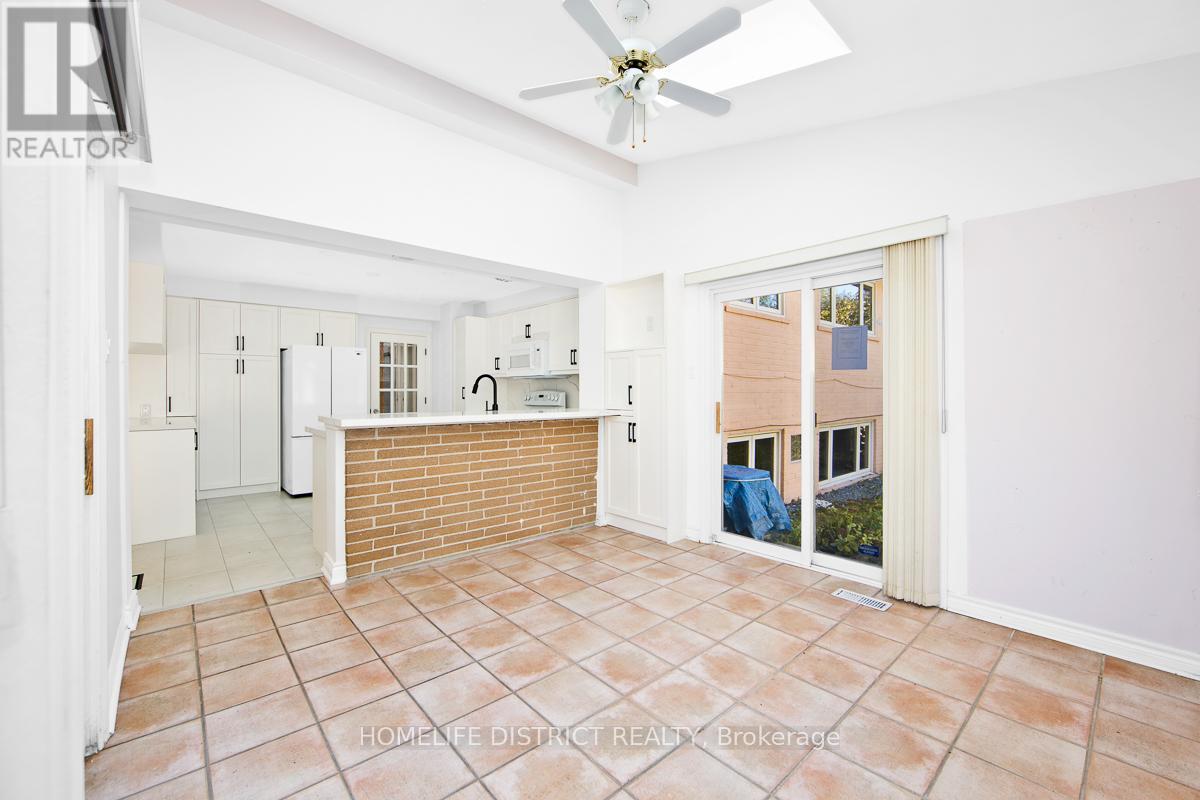 22 Greenland Road, Toronto, Ontario  M3C 1N2 - Photo 10 - C12986844