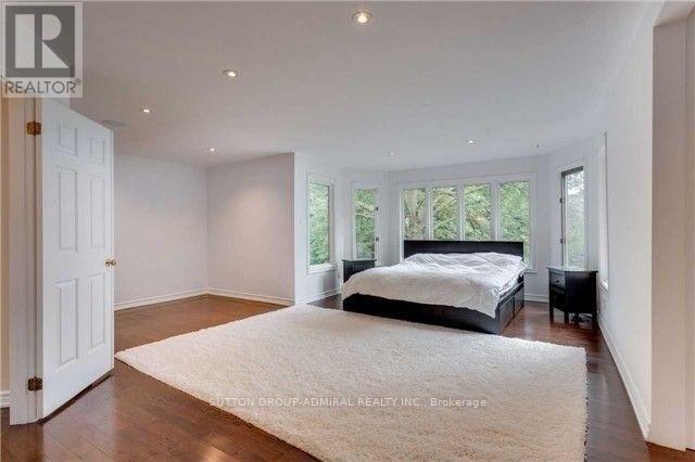 15 Whitehall Road, Toronto, Ontario  M4W 2C5 - Photo 14 - C12986854