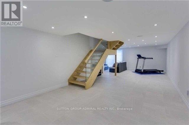 15 Whitehall Road, Toronto, Ontario  M4W 2C5 - Photo 27 - C12986854