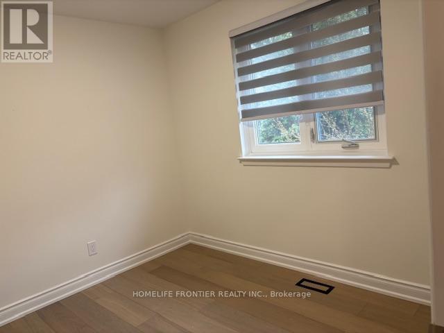 86 Heathview Avenue, Toronto, Ontario  M2K 2C5 - Photo 13 - C12986874