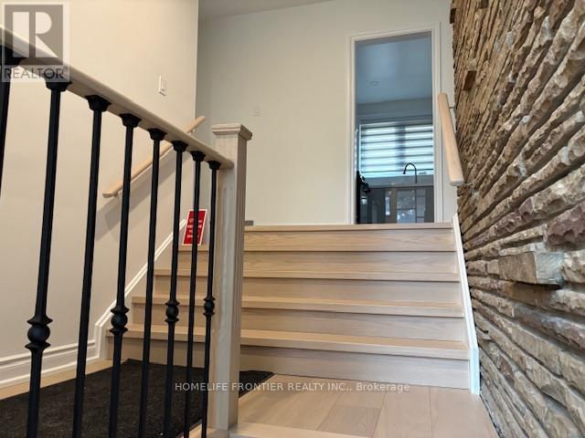 86 Heathview Avenue, Toronto, Ontario  M2K 2C5 - Photo 15 - C12986874