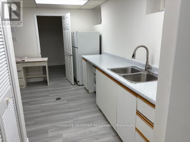 86 Heathview Avenue, Toronto, Ontario  M2K 2C5 - Photo 17 - C12986874