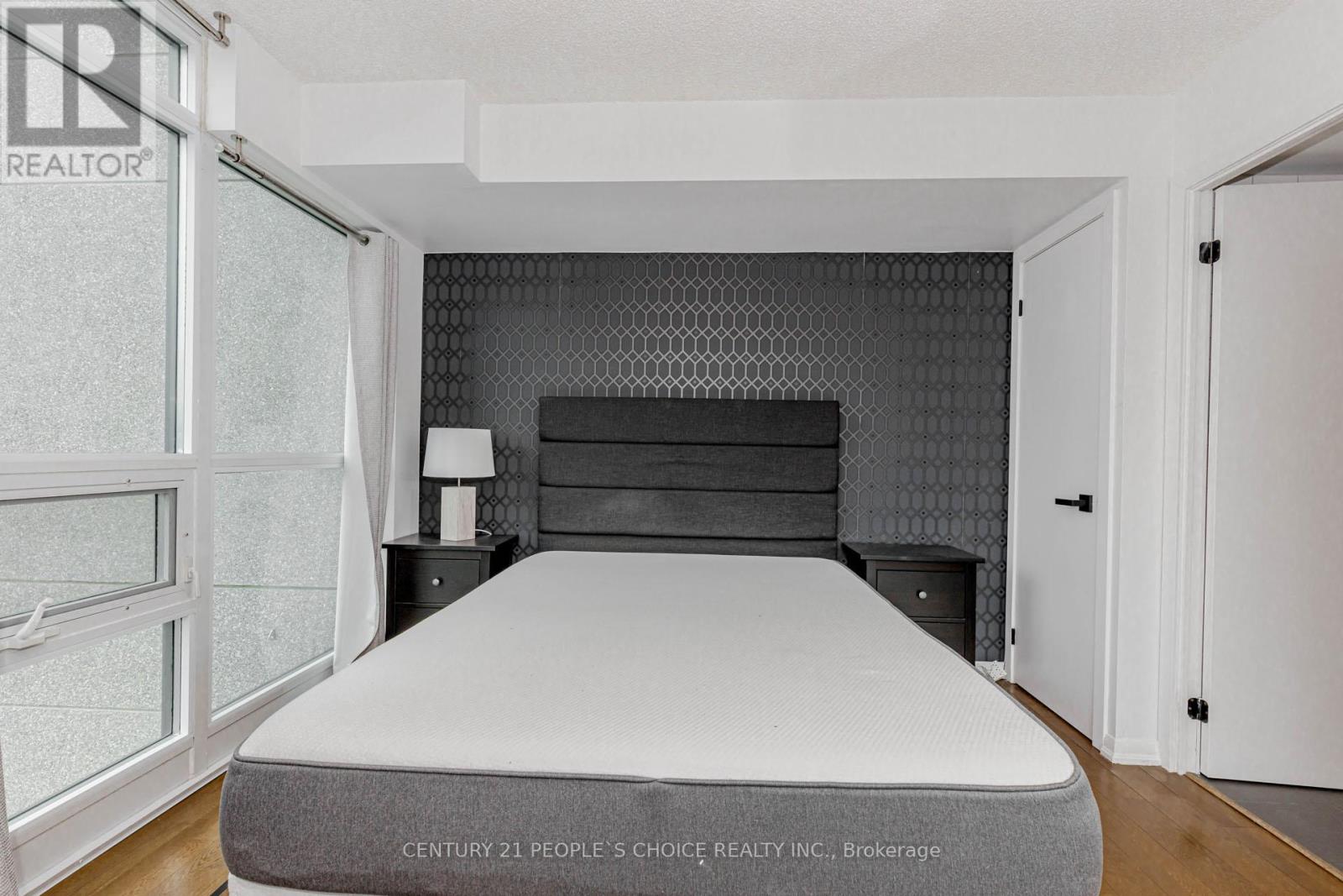 1611 - 215 Fort York Boulevard, Toronto, Ontario  M5V 4A2 - Photo 31 - C12986876