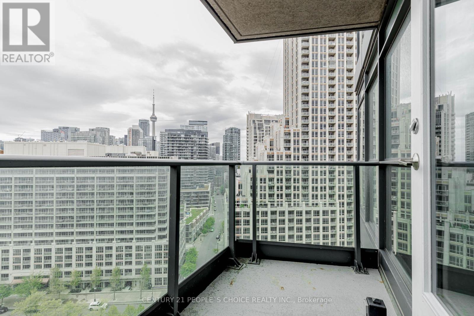 1611 - 215 Fort York Boulevard, Toronto, Ontario  M5V 4A2 - Photo 39 - C12986876