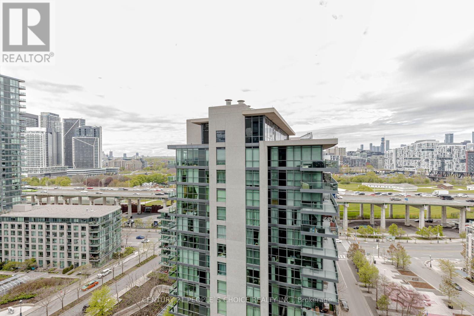 1611 - 215 Fort York Boulevard, Toronto, Ontario  M5V 4A2 - Photo 45 - C12986876