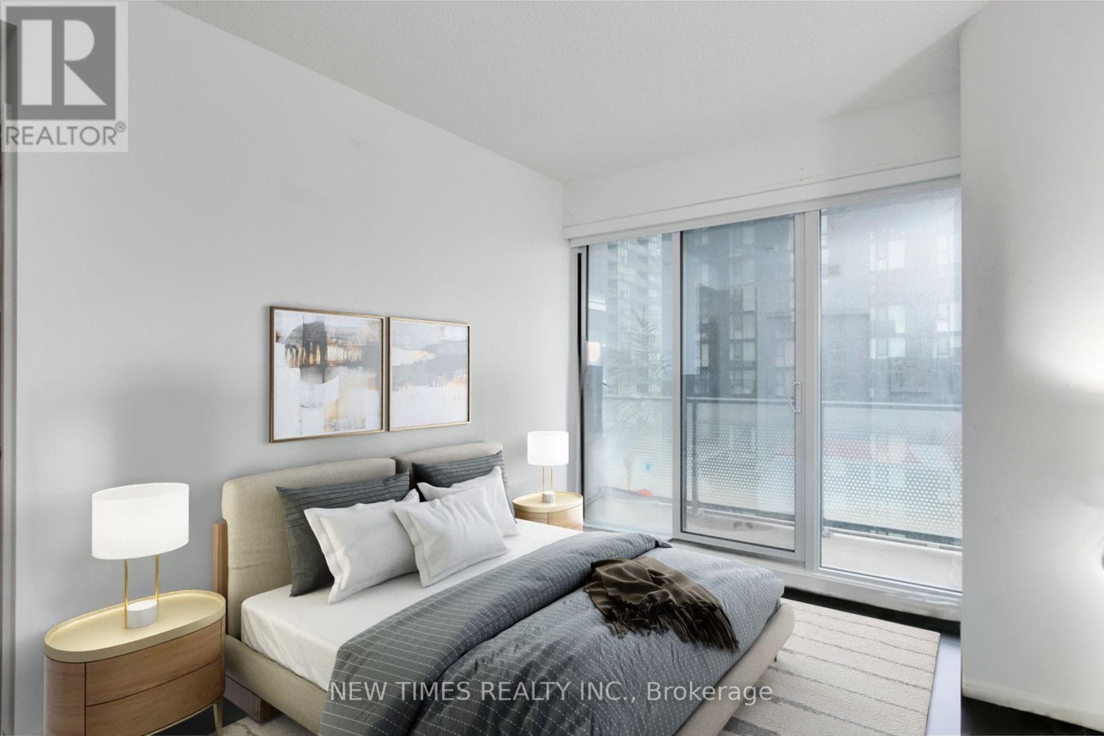 1205 - 125 Blue Jays Way, Toronto, Ontario  M5V 0N5 - Photo 4 - C12986906