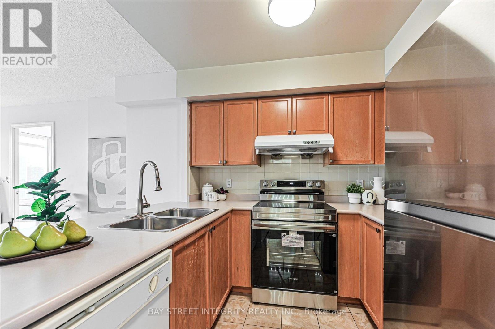 1909 - 33 Empress Avenue, Toronto, Ontario  M2N 6Y7 - Photo 12 - C12986910