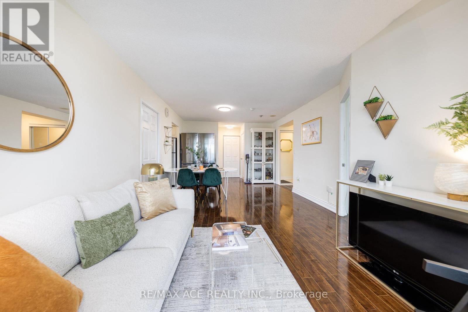 2307 - 1 Pemberton Avenue, Toronto, Ontario  M2M 4L9 - Photo 4 - C12986916