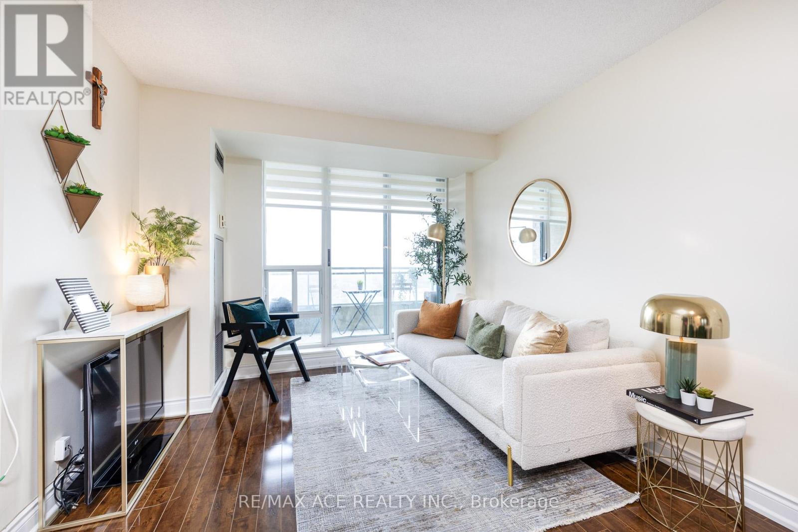 2307 - 1 Pemberton Avenue, Toronto, Ontario  M2M 4L9 - Photo 6 - C12986916