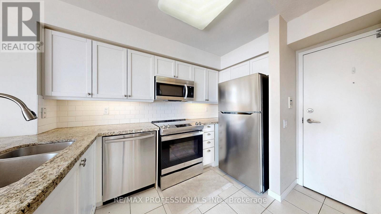 2705 - 30 Harrison Garden Boulevard, Toronto, Ontario M2N 7A9 - Photo 5 - C12986932