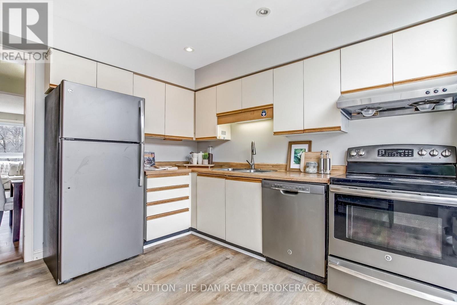 30 - 683 Windermere Road, London North, Ontario  N5X 3T9 - Photo 8 - X12986914