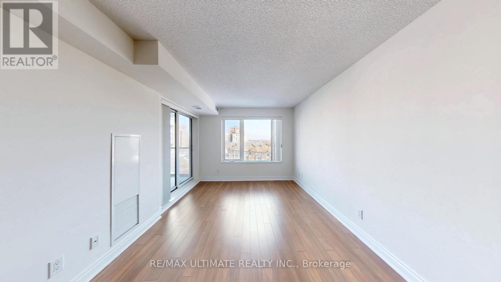 718 - 273 South Park Road, Markham, Ontario  L3T 0B5 - Photo 10 - N12986882