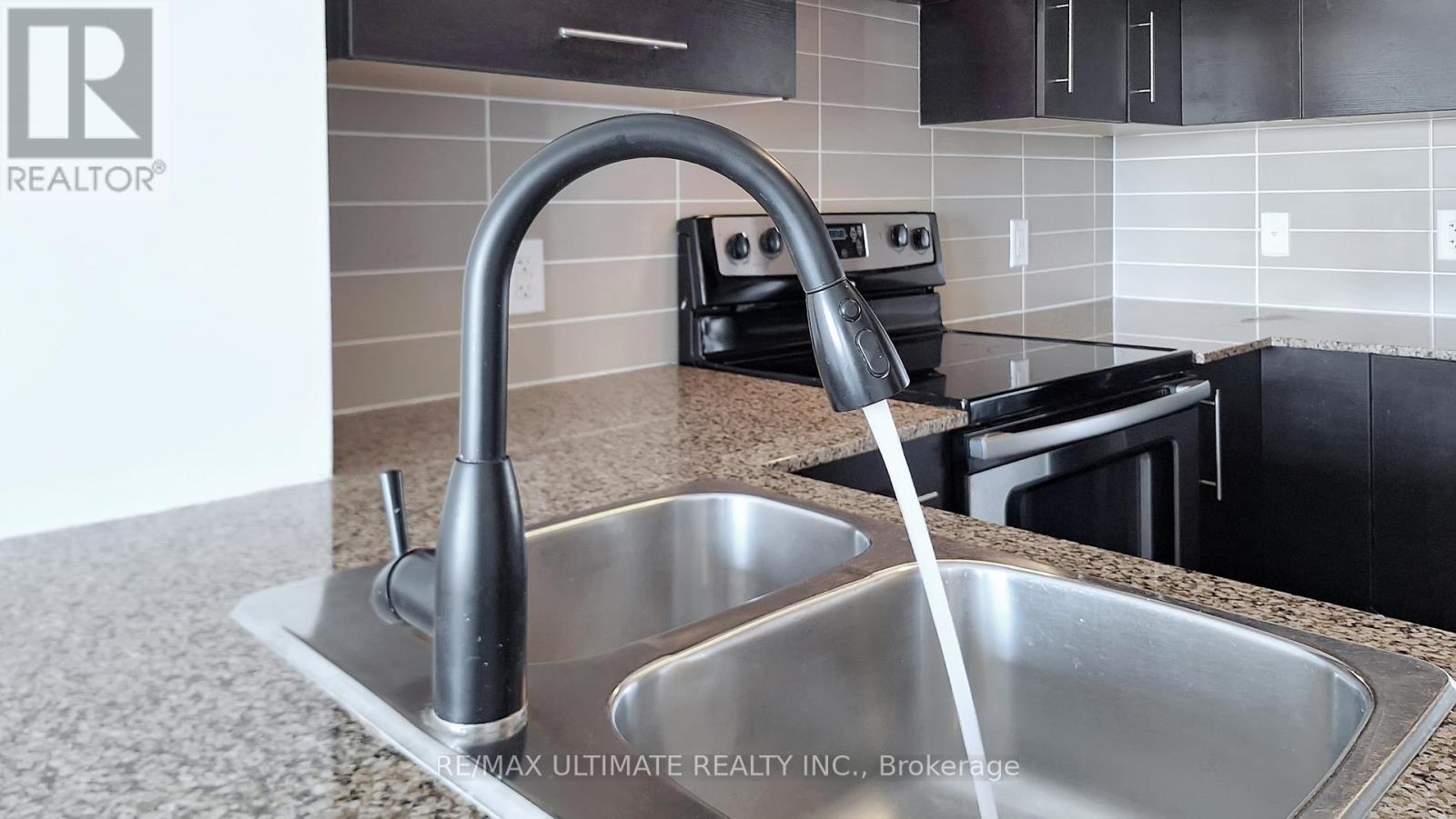 718 - 273 South Park Road, Markham, Ontario  L3T 0B5 - Photo 19 - N12986882