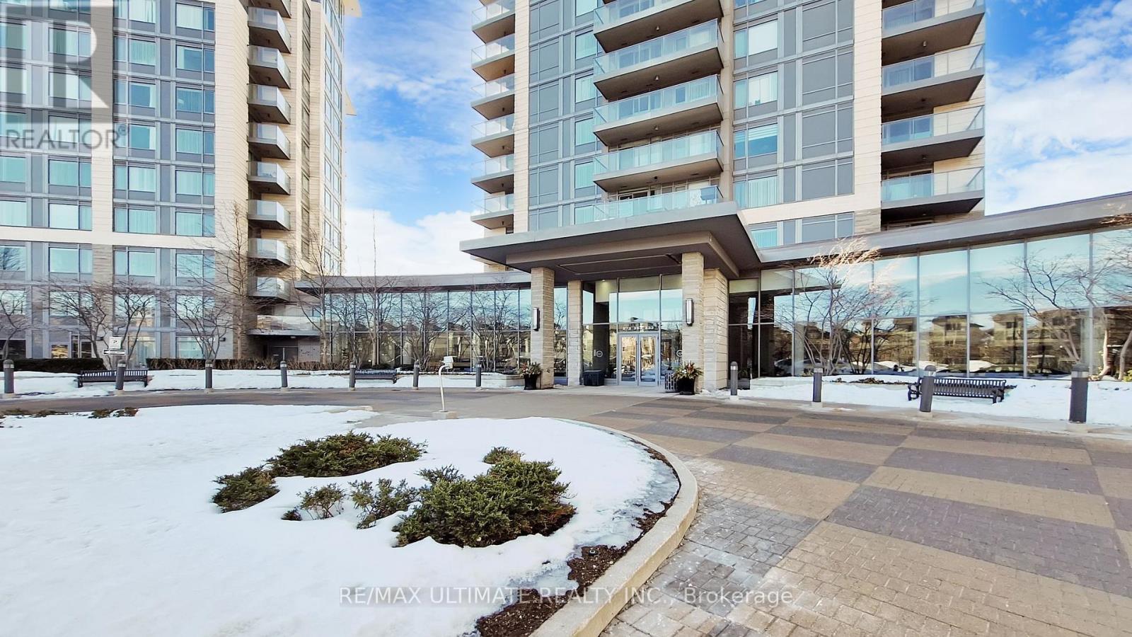 718 - 273 South Park Road, Markham, Ontario  L3T 0B5 - Photo 2 - N12986882
