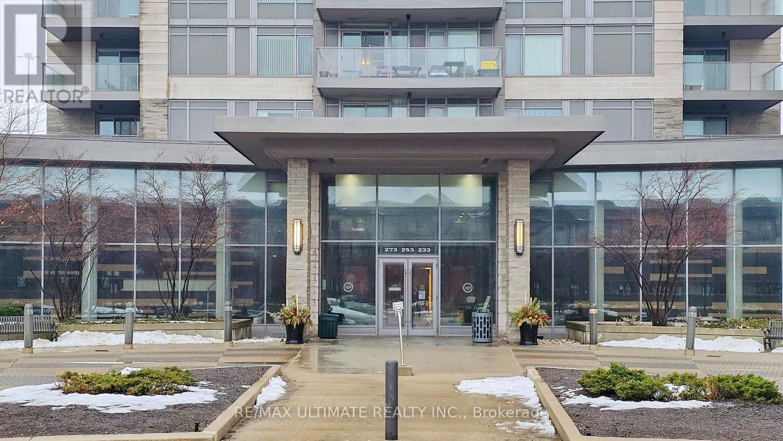 718 - 273 South Park Road, Markham, Ontario  L3T 0B5 - Photo 3 - N12986882