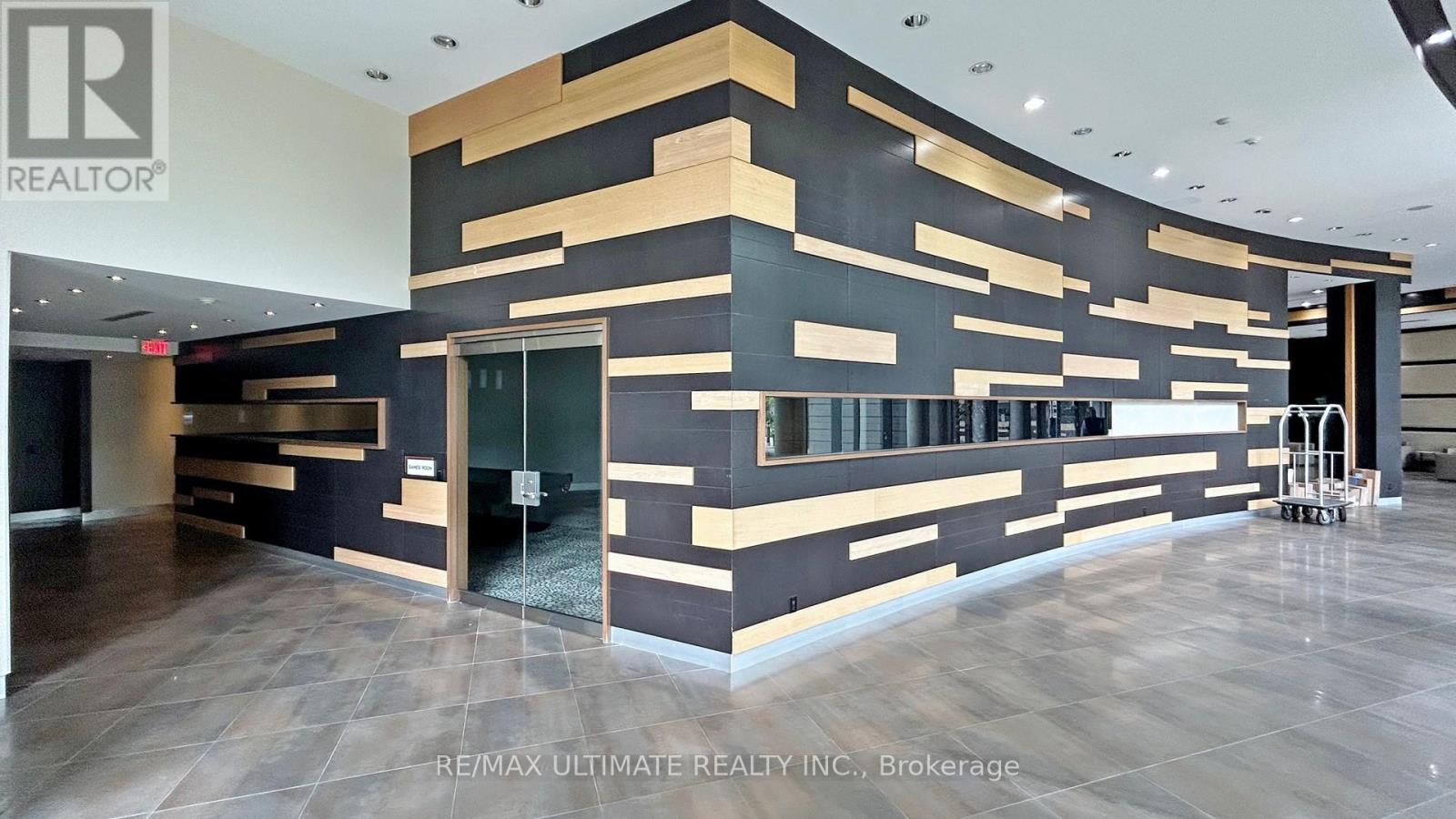 718 - 273 South Park Road, Markham, Ontario  L3T 0B5 - Photo 6 - N12986882