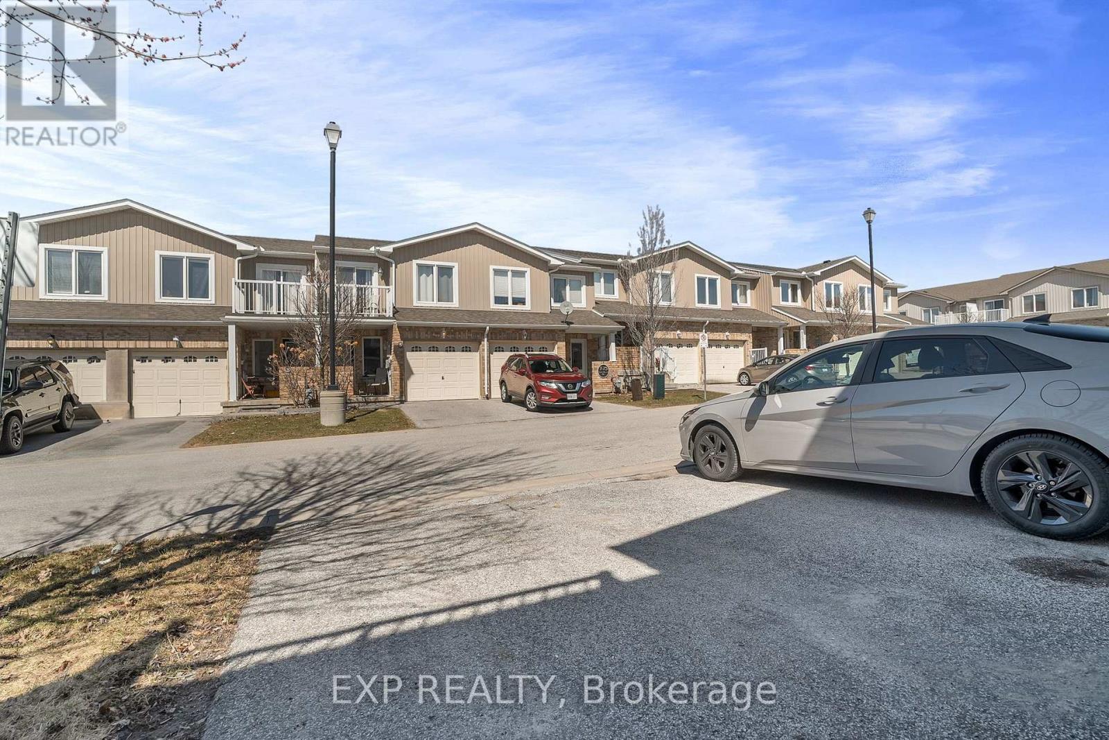 6 - 75 Prince William Way, Barrie (Innis-Shore), Ontario L4M 0A1 - Photo 4 - S12986888