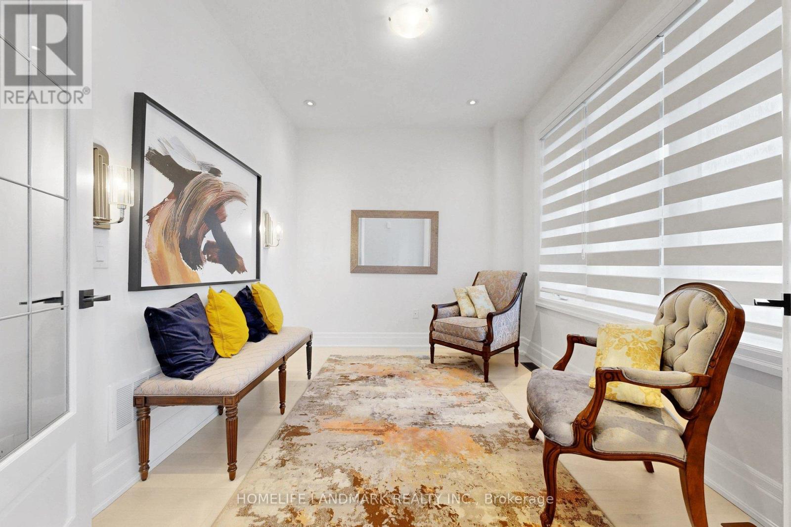 158 Walter English Drive, East Gwillimbury, Ontario L9N 0Y8 - Photo 9 - N12940354