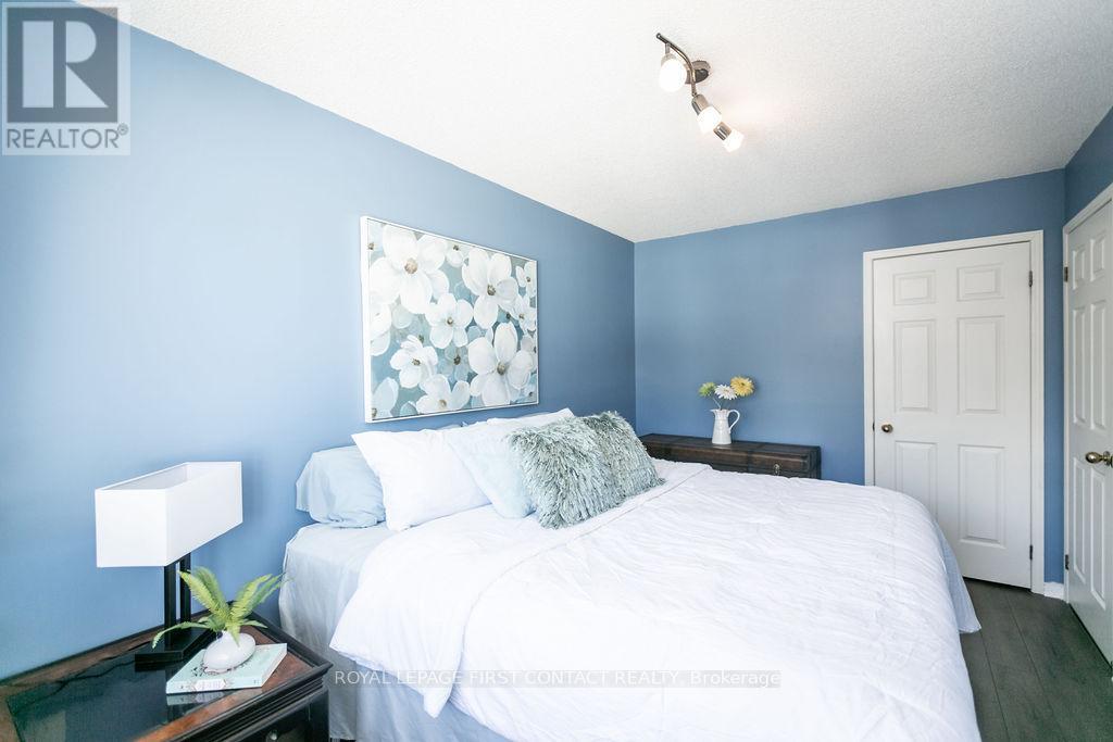 13 Irwin Drive, Barrie, Ontario  L4N 7A6 - Photo 28 - S12985380