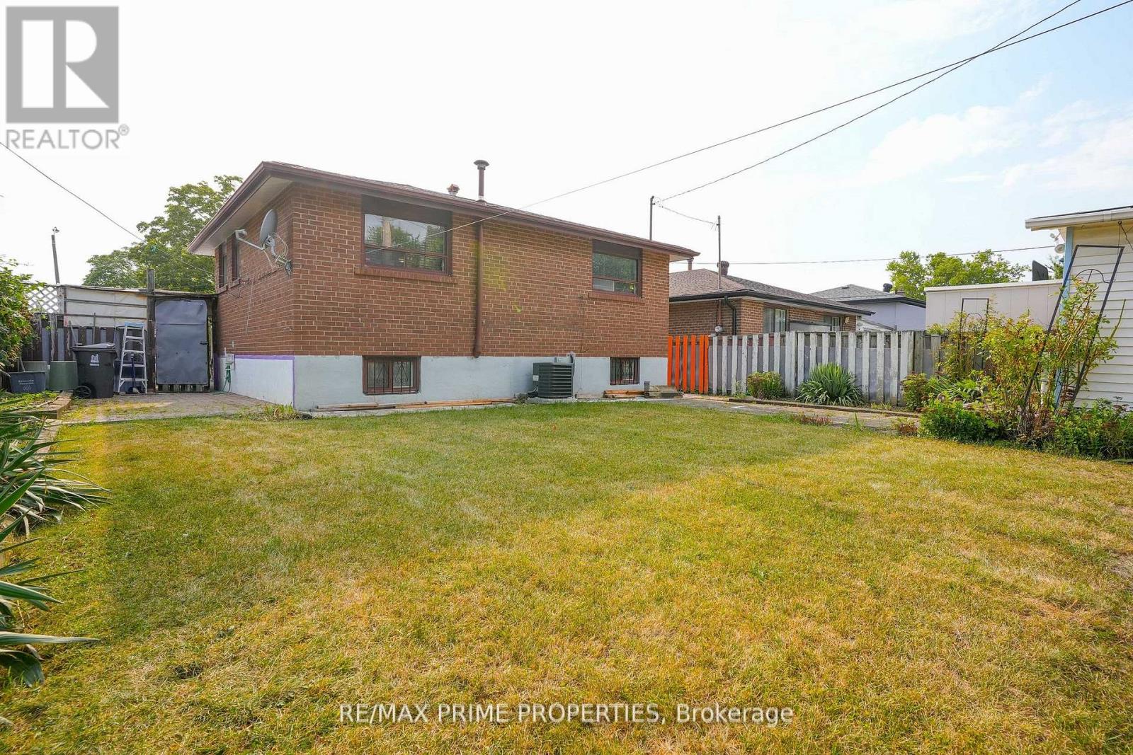 81 Silverstone Drive, Toronto, Ontario  M9V 3G4 - Photo 43 - W12986836