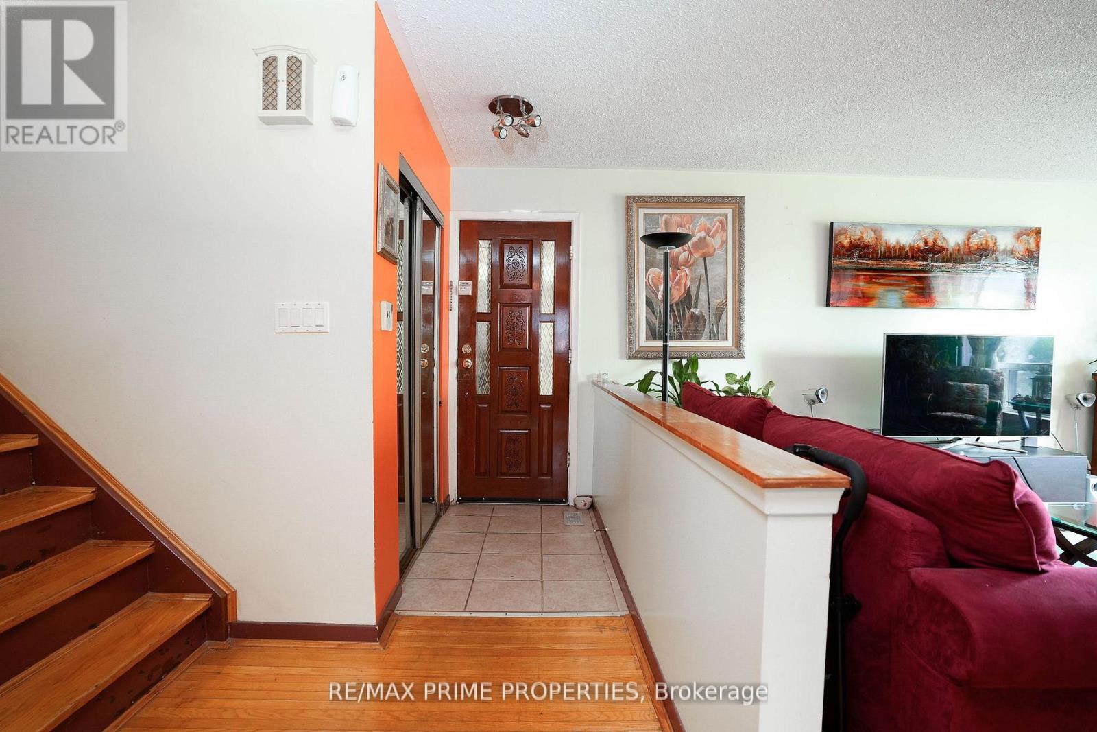 81 Silverstone Drive, Toronto, Ontario  M9V 3G4 - Photo 9 - W12986836