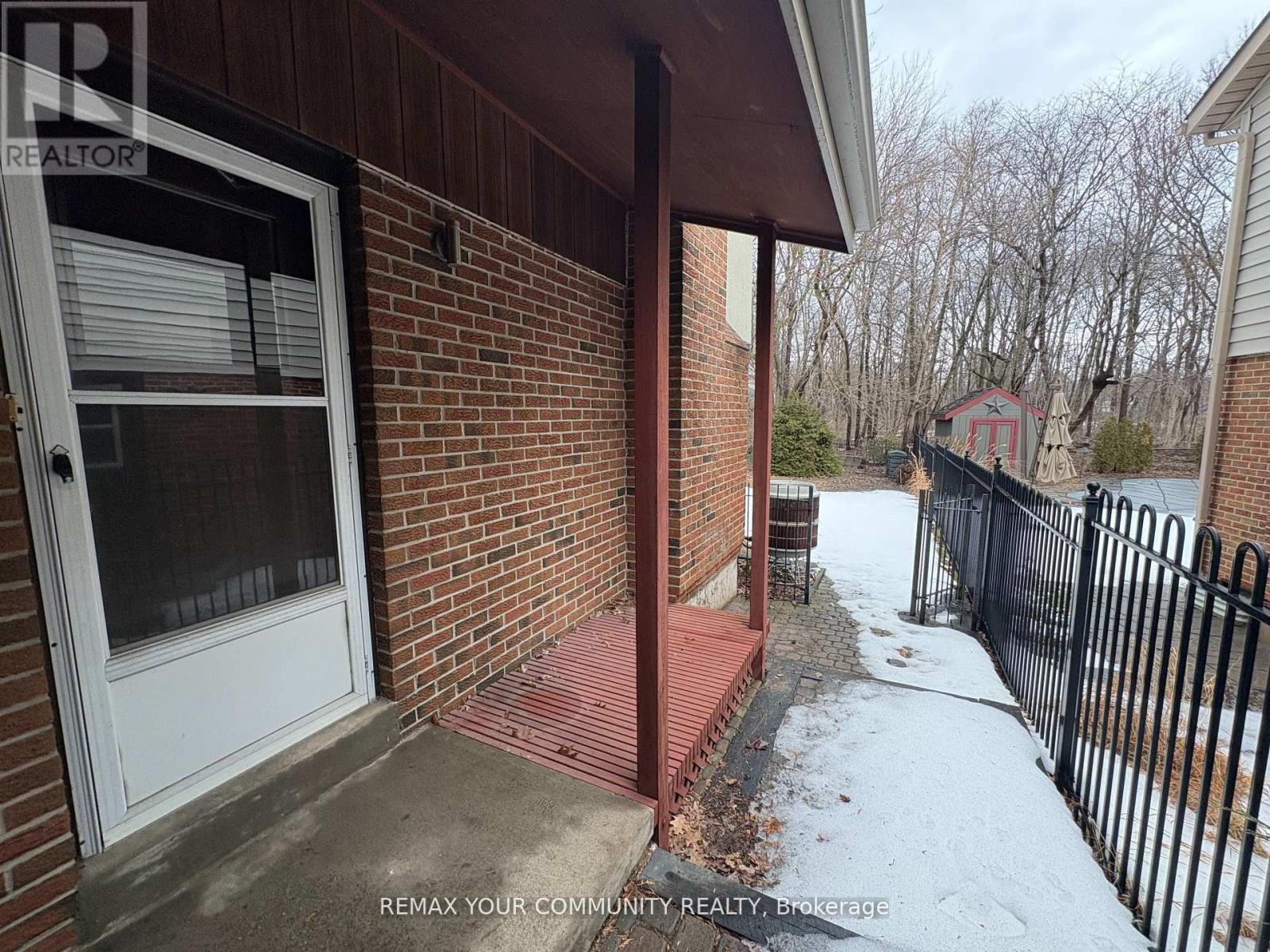 179 Digby Road, Oakville, Ontario  L6J 6A8 - Photo 27 - W12986840