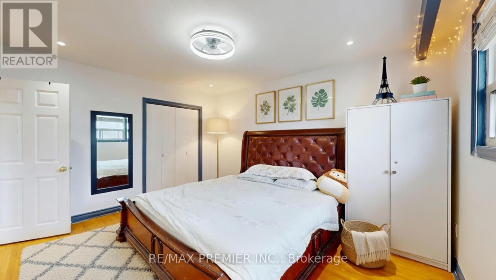 108 Hisey Crescent, Toronto, Ontario  M3N 1V1 - Photo 14 - W12986848