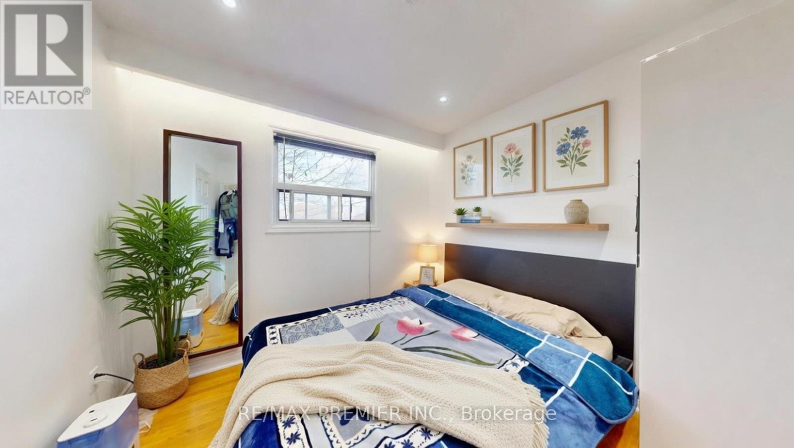 108 Hisey Crescent, Toronto, Ontario  M3N 1V1 - Photo 15 - W12986848