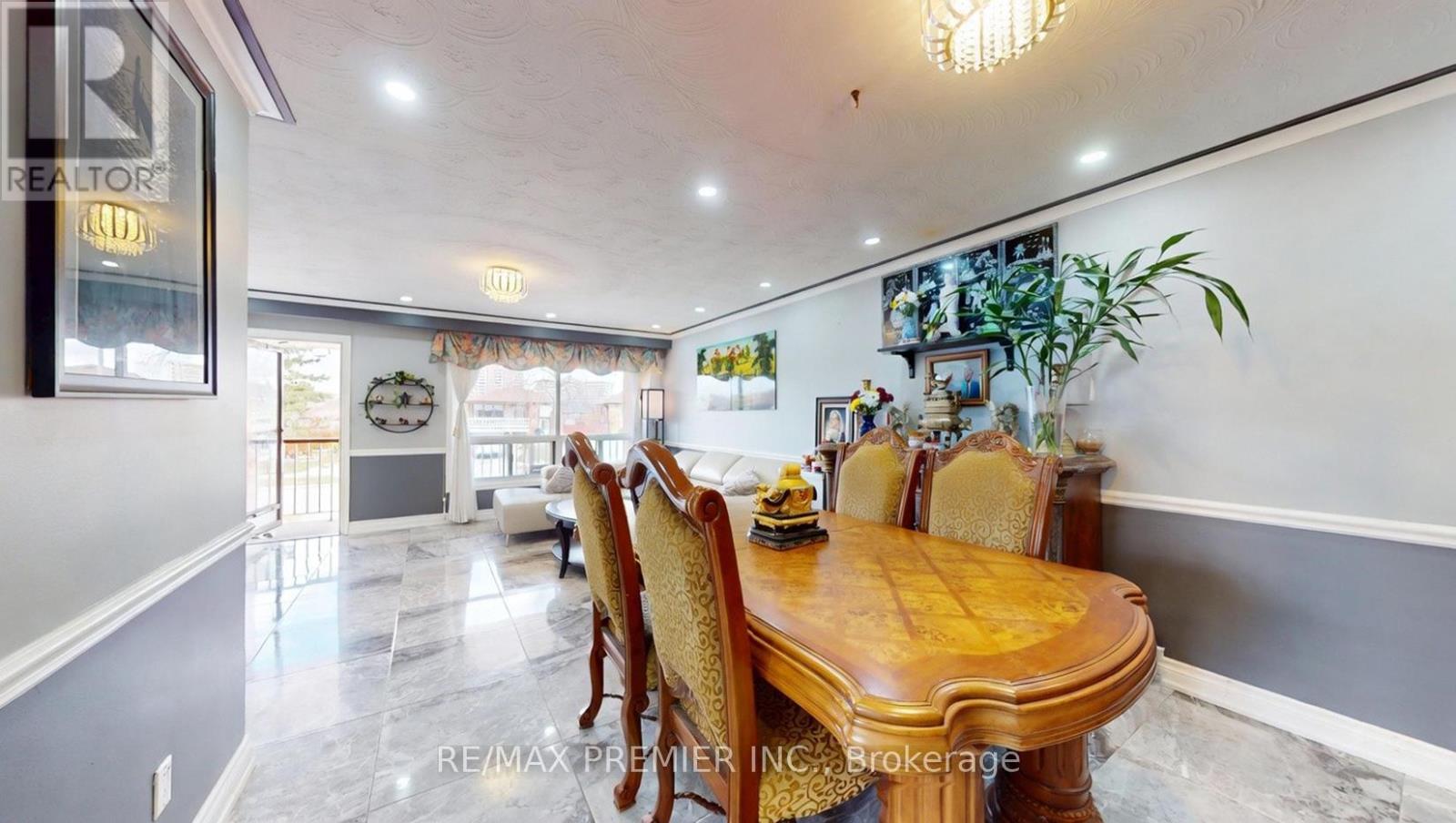 108 Hisey Crescent, Toronto, Ontario  M3N 1V1 - Photo 19 - W12986848