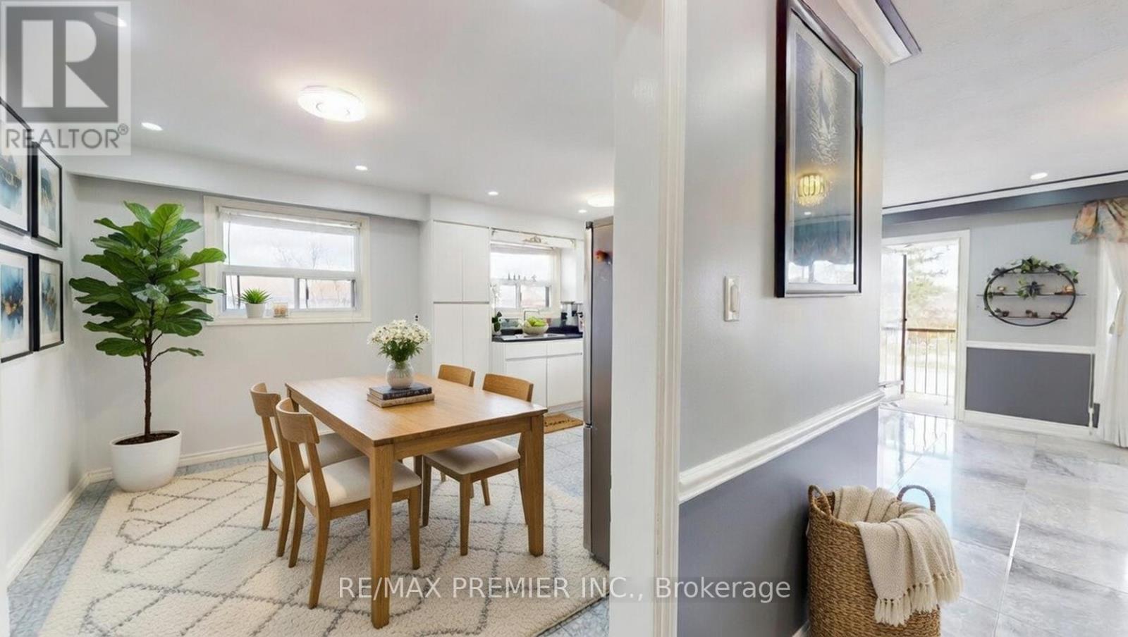 108 Hisey Crescent, Toronto, Ontario  M3N 1V1 - Photo 23 - W12986848