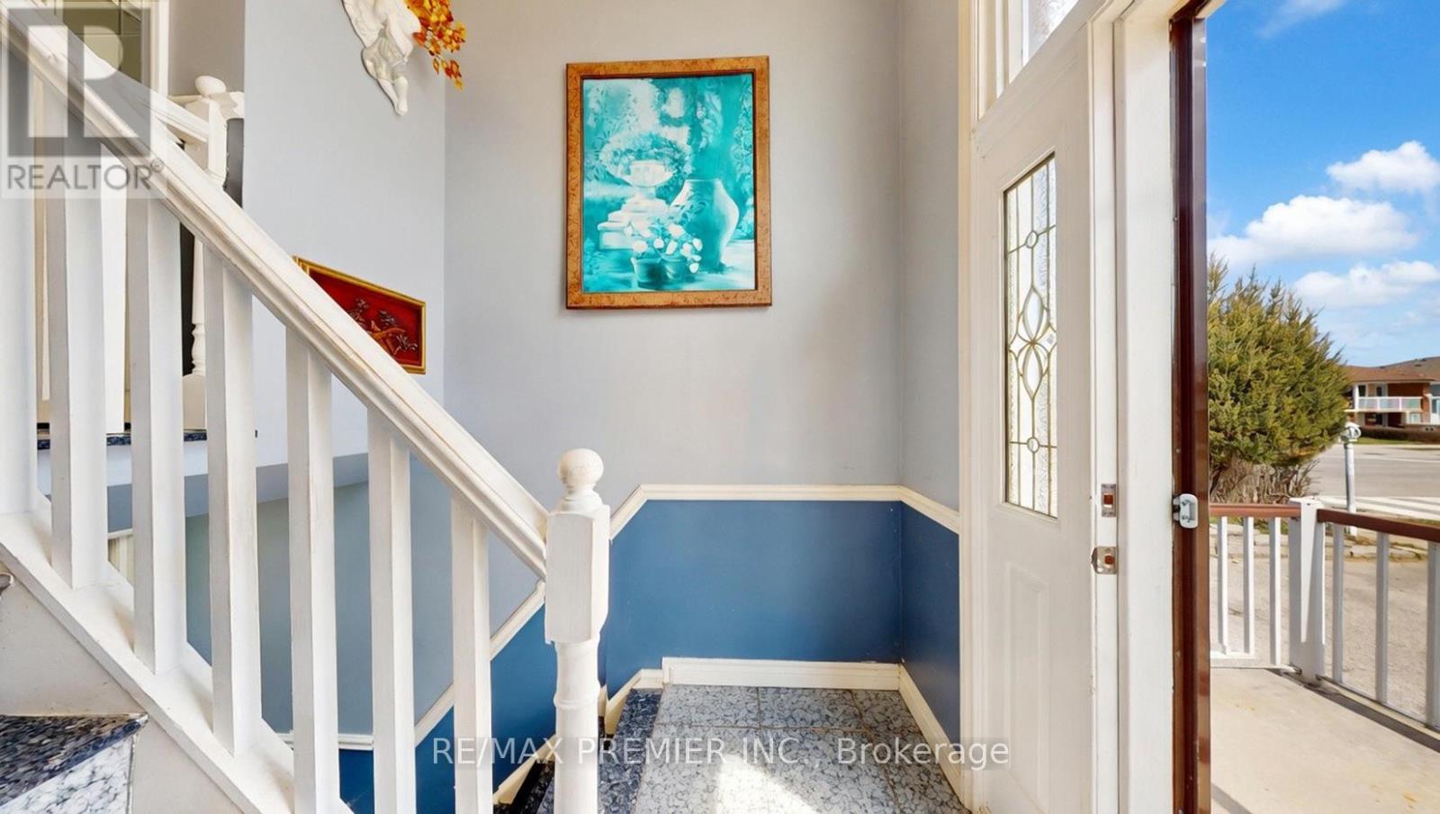 108 Hisey Crescent, Toronto, Ontario  M3N 1V1 - Photo 25 - W12986848