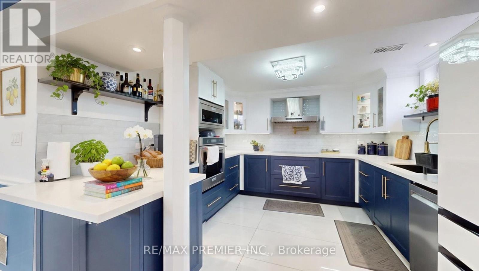 108 Hisey Crescent, Toronto, Ontario  M3N 1V1 - Photo 27 - W12986848