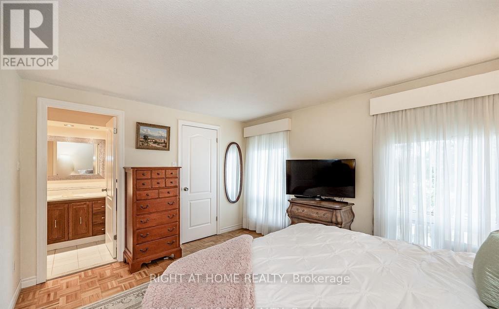 32 - 6679 Shelter Bay Road, Mississauga, Ontario  L5N 2A2 - Photo 10 - W12986864