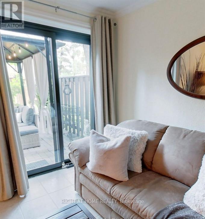 32 - 6679 Shelter Bay Road, Mississauga, Ontario  L5N 2A2 - Photo 3 - W12986864