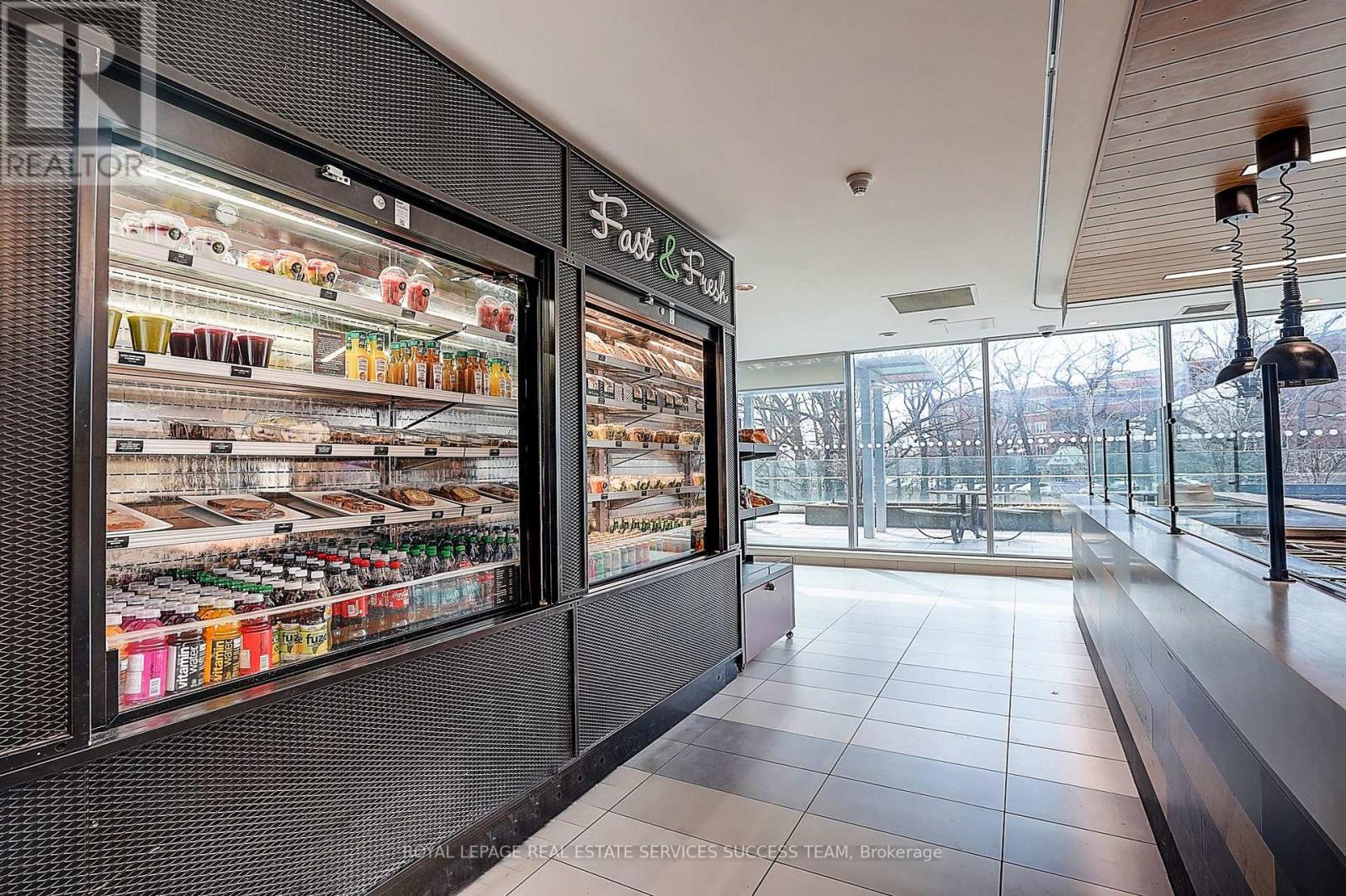 2b - 1230 North Shore Boulevard, Burlington, Ontario  L7S 1W7 - Photo 4 - W12986884