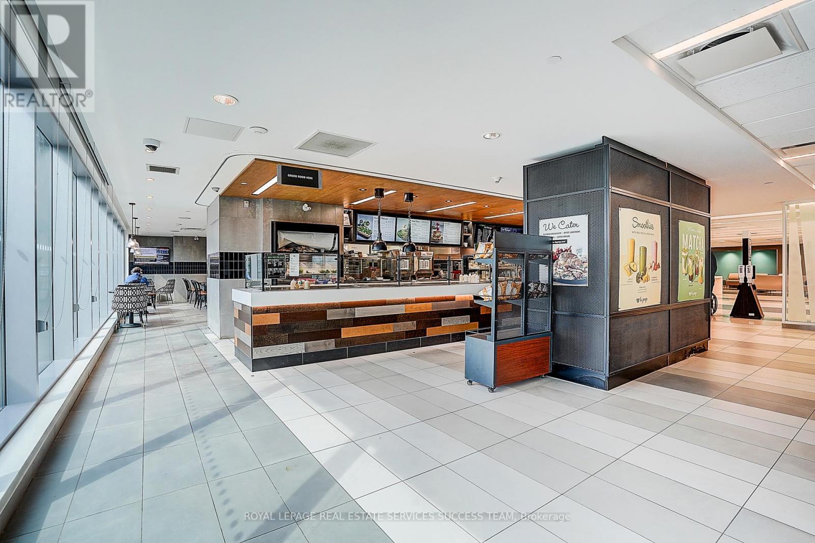 2b - 1230 North Shore Boulevard, Burlington, Ontario  L7S 1W7 - Photo 5 - W12986884