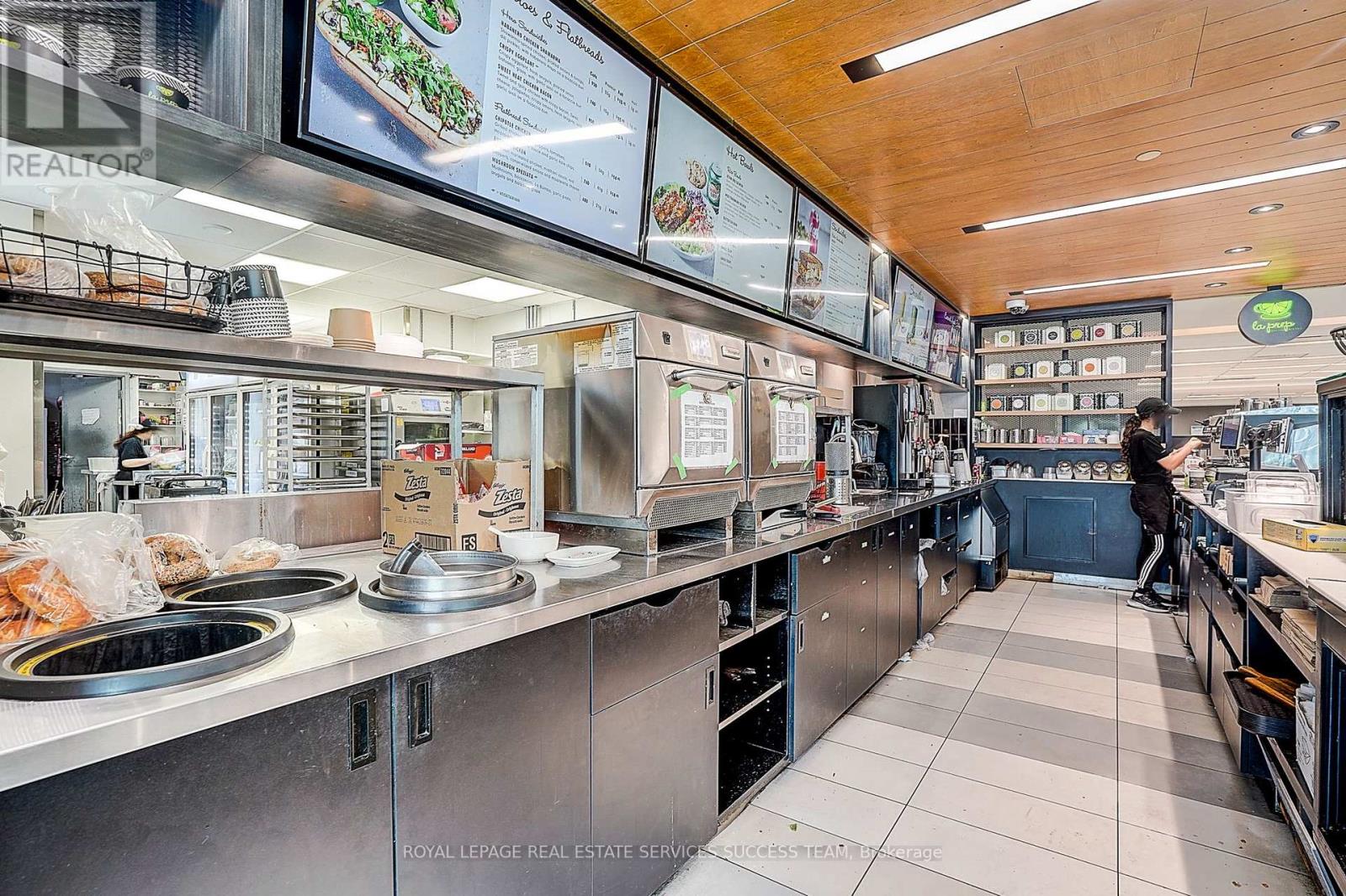 2b - 1230 North Shore Boulevard, Burlington, Ontario  L7S 1W7 - Photo 9 - W12986884