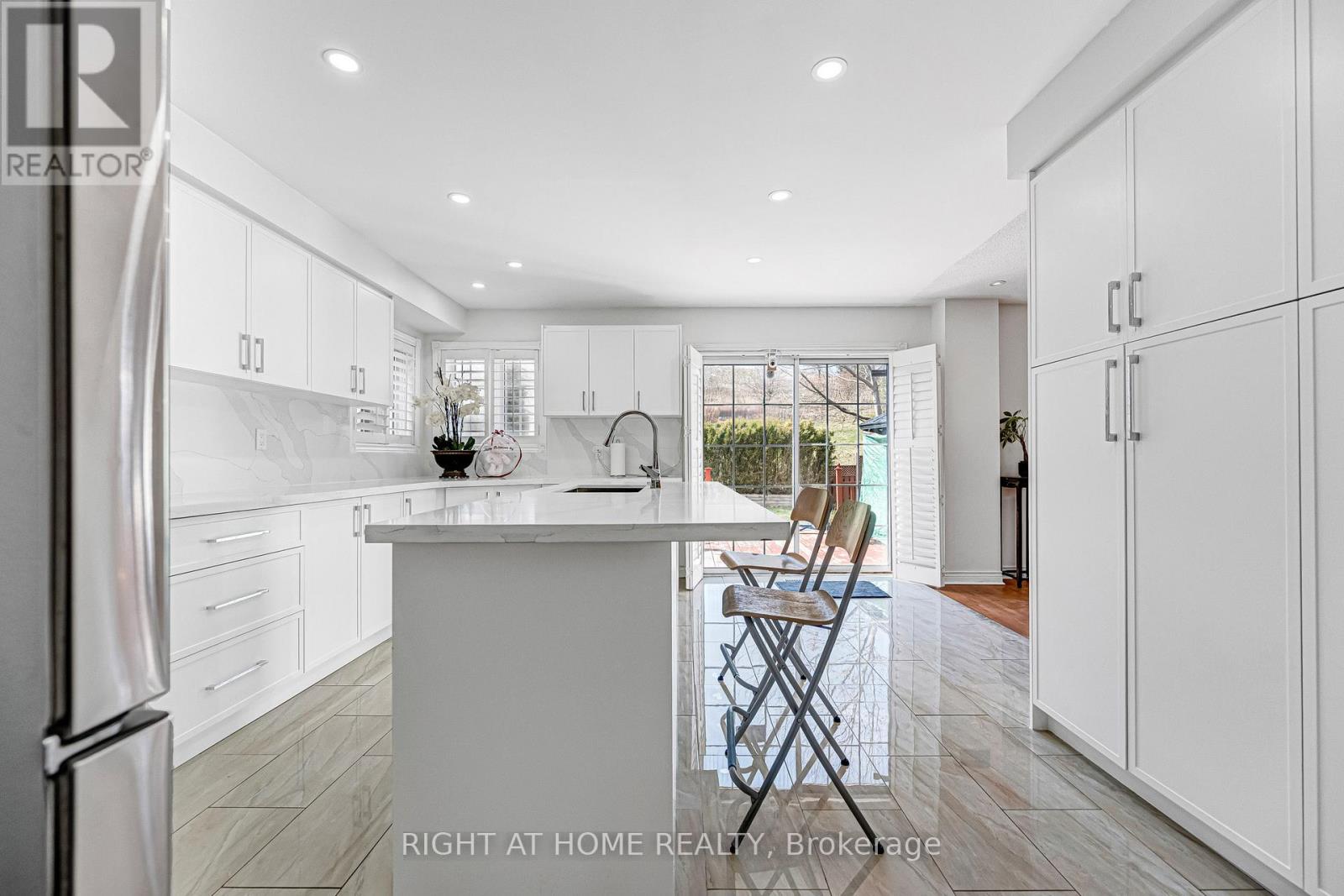 343 Bristol Road E, Mississauga, Ontario  L4Z 3V6 - Photo 15 - W12986894