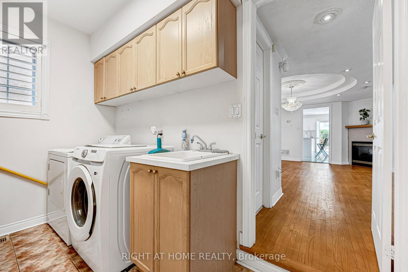 343 Bristol Road E, Mississauga, Ontario  L4Z 3V6 - Photo 19 - W12986894