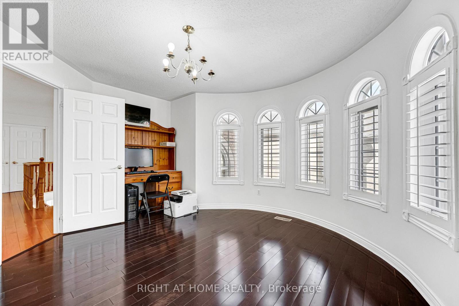 343 Bristol Road E, Mississauga, Ontario  L4Z 3V6 - Photo 24 - W12986894