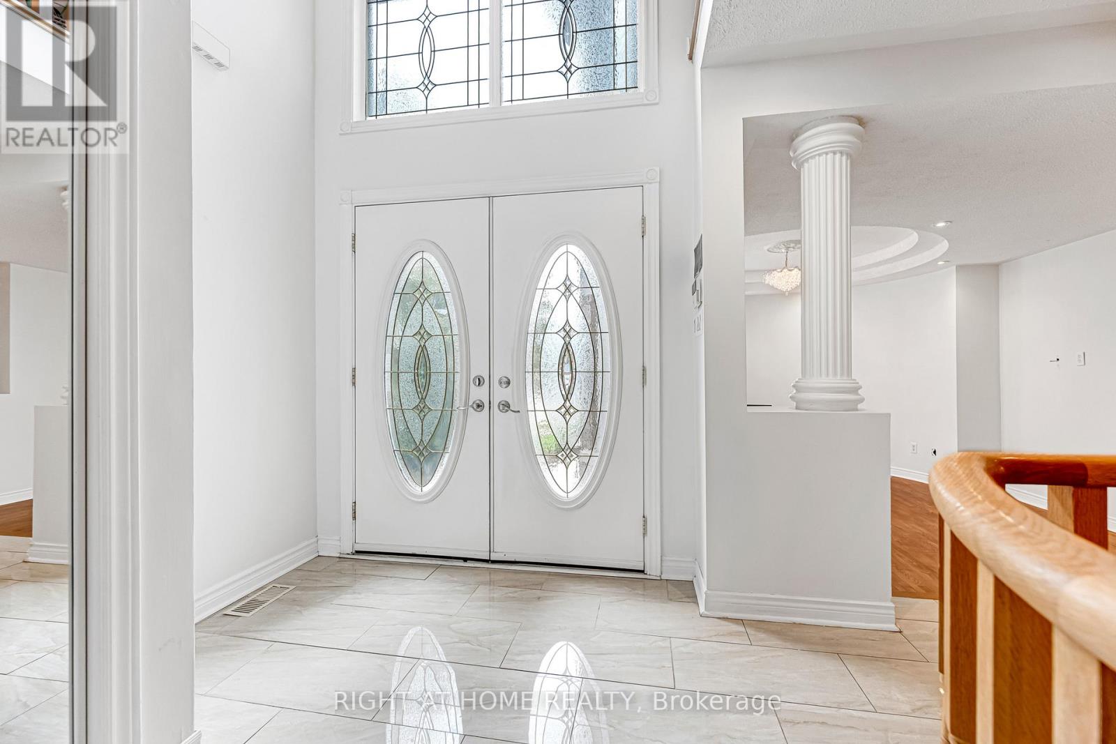 343 Bristol Road E, Mississauga, Ontario  L4Z 3V6 - Photo 4 - W12986894