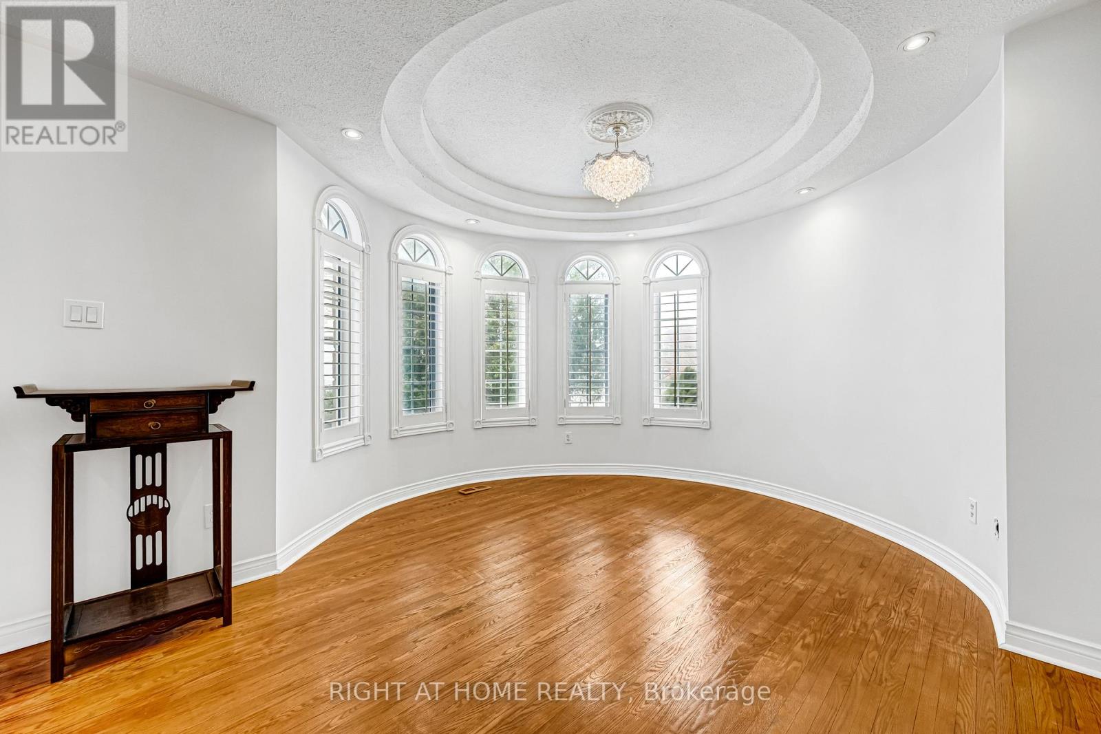 343 Bristol Road E, Mississauga, Ontario  L4Z 3V6 - Photo 6 - W12986894